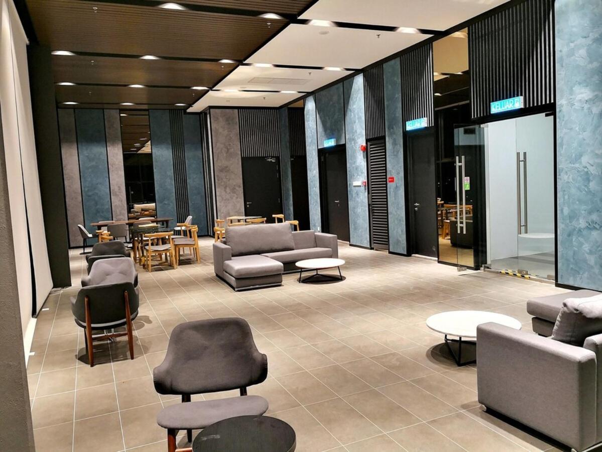 Tropicana 218 Macalister Penang Apartment George Town Bagian luar foto