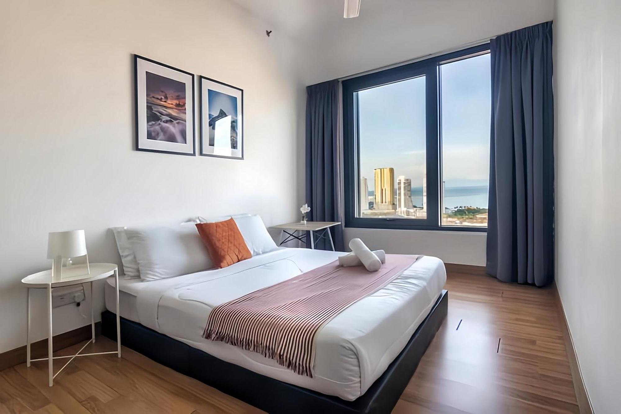 Tropicana 218 Macalister Penang Apartment George Town Bagian luar foto