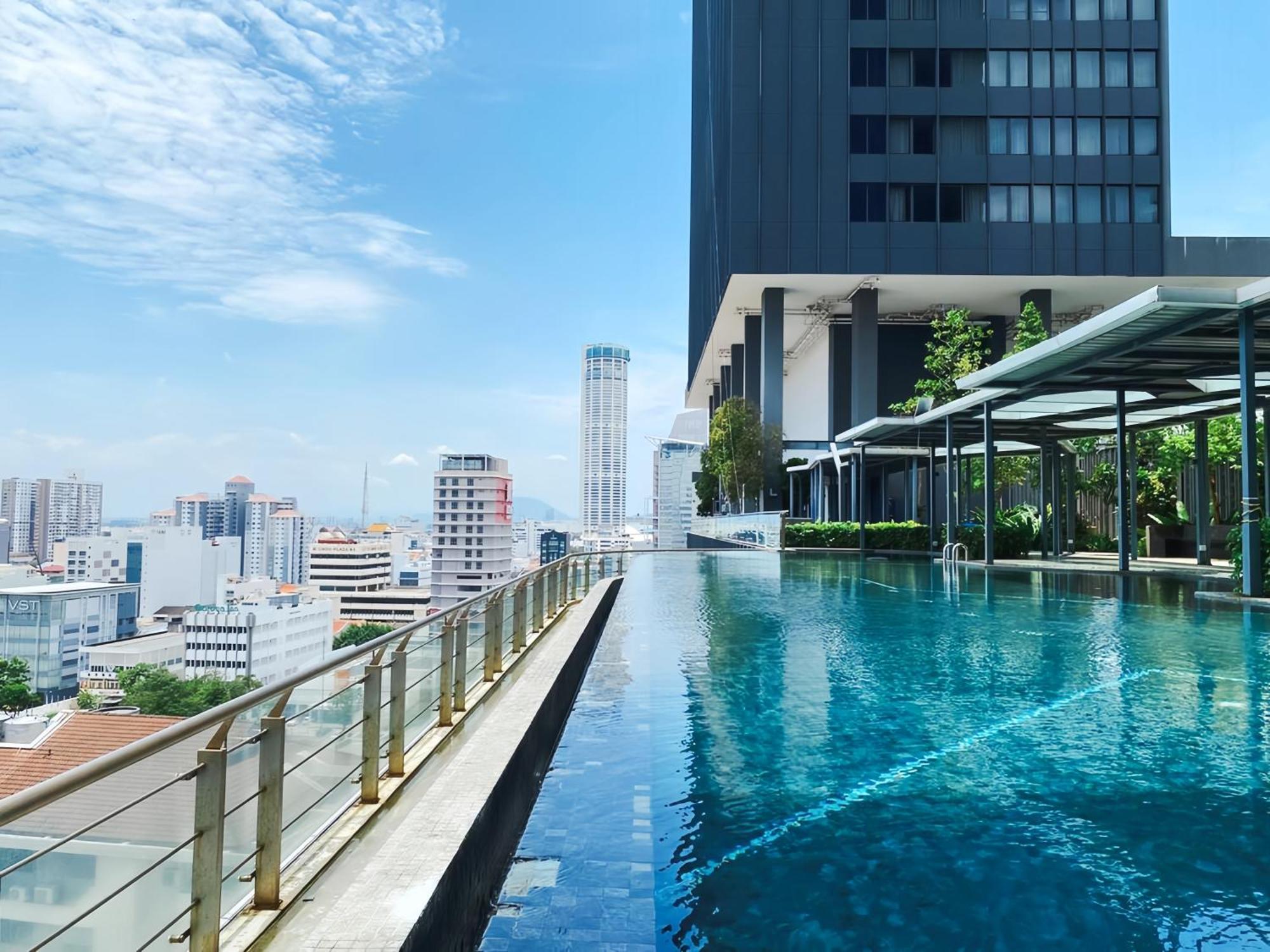 Tropicana 218 Macalister Penang Apartment George Town Bagian luar foto
