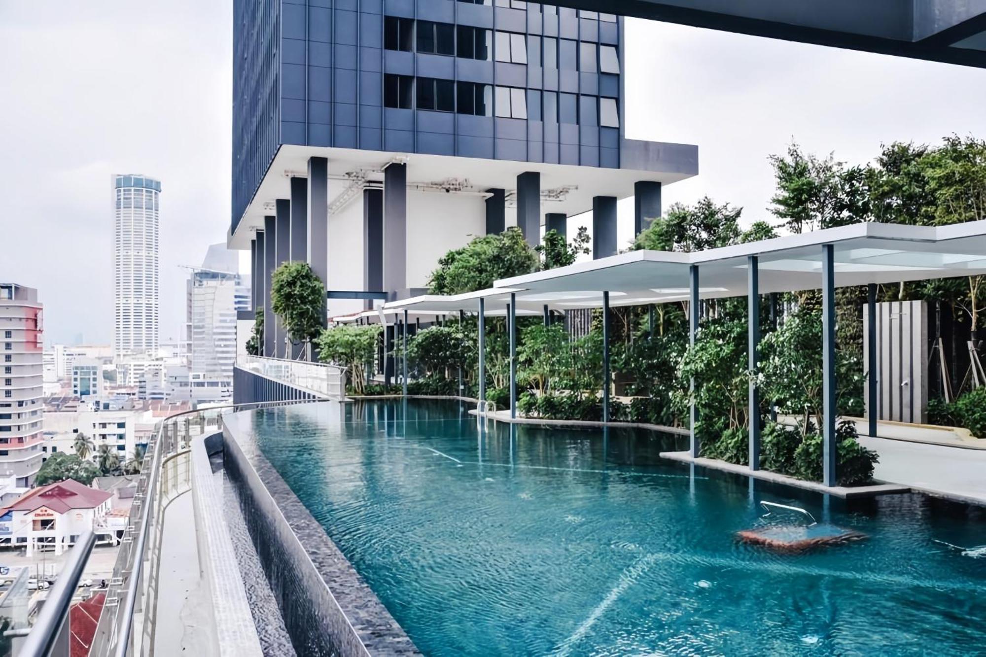 Tropicana 218 Macalister Penang Apartment George Town Bagian luar foto