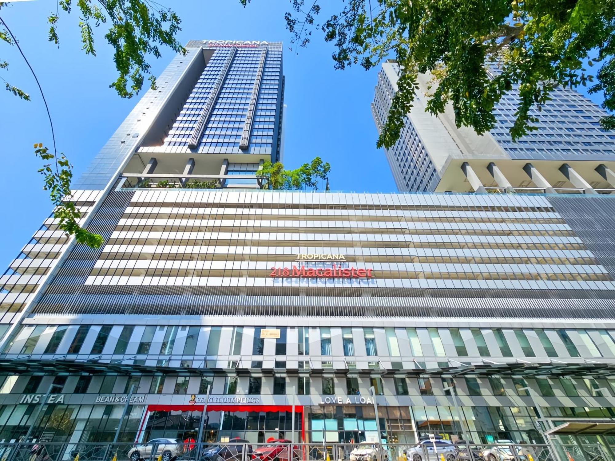 Tropicana 218 Macalister Penang Apartment George Town Bagian luar foto